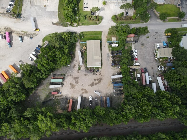 6650 Jet Park Rd, North Charleston, SC for sale - Building Photo - Image 3 of 10