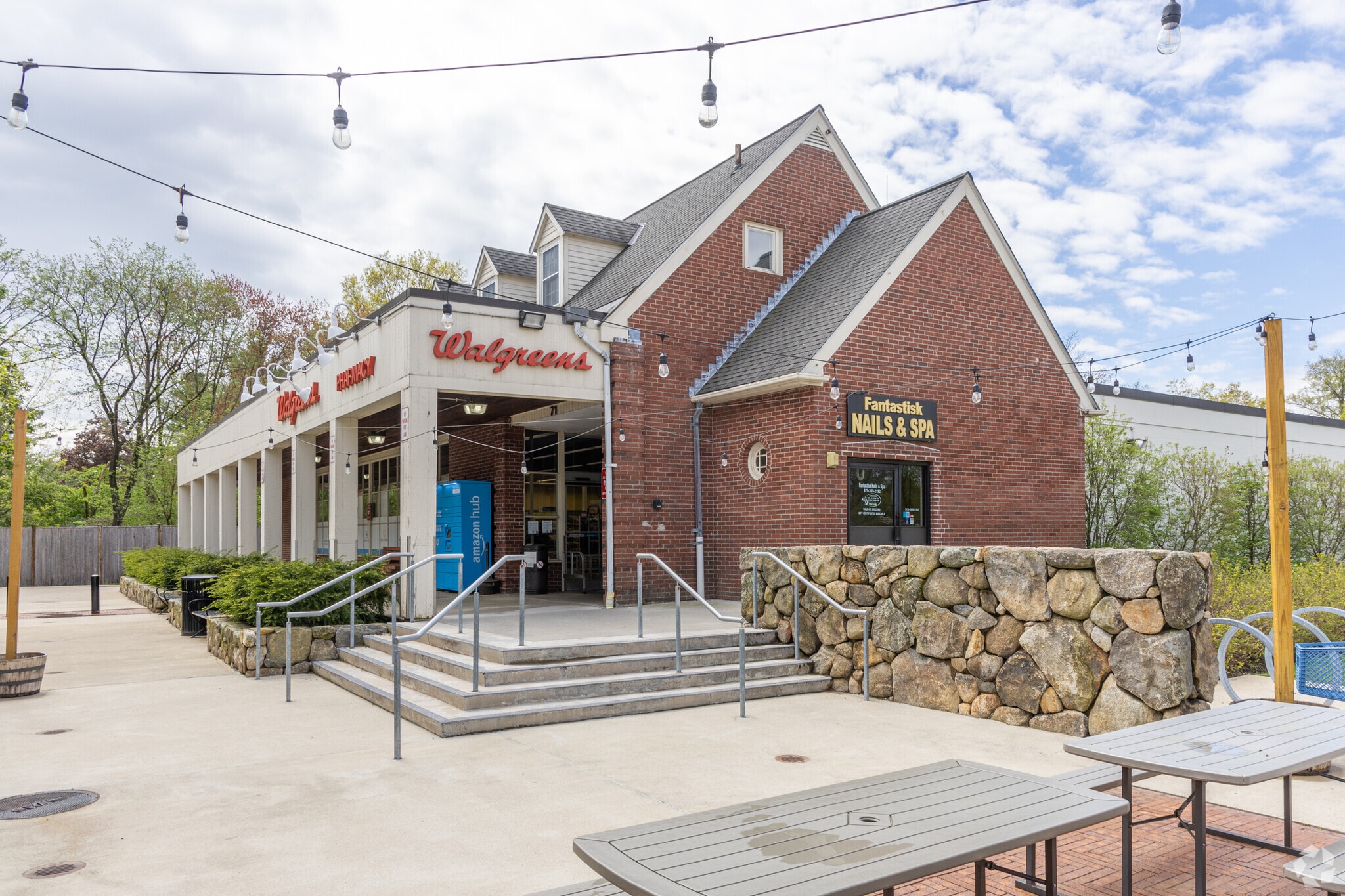 71 Lowell Rd, Concord, MA for sale Primary Photo- Image 1 of 1