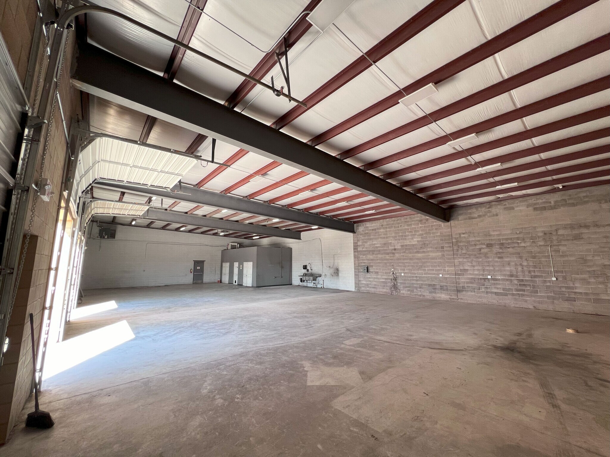 801 Pendale Rd, El Paso, TX 79907 Industrial for Lease