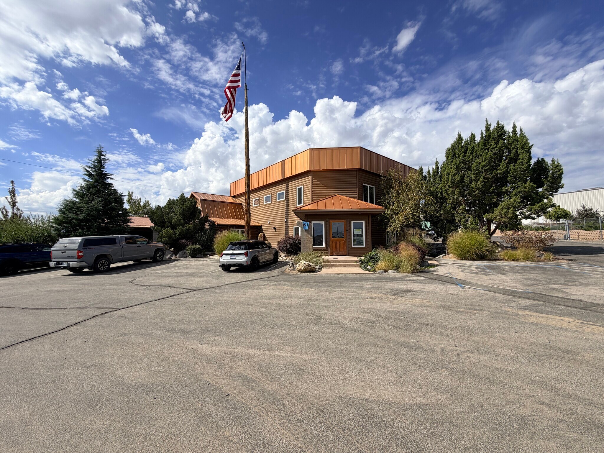 61 Industrial Pky, Carson City, NV for lease Building Photo- Image 1 of 16