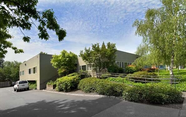 10230 SW Hall Blvd, Tigard, OR for sale Primary Photo- Image 1 of 1