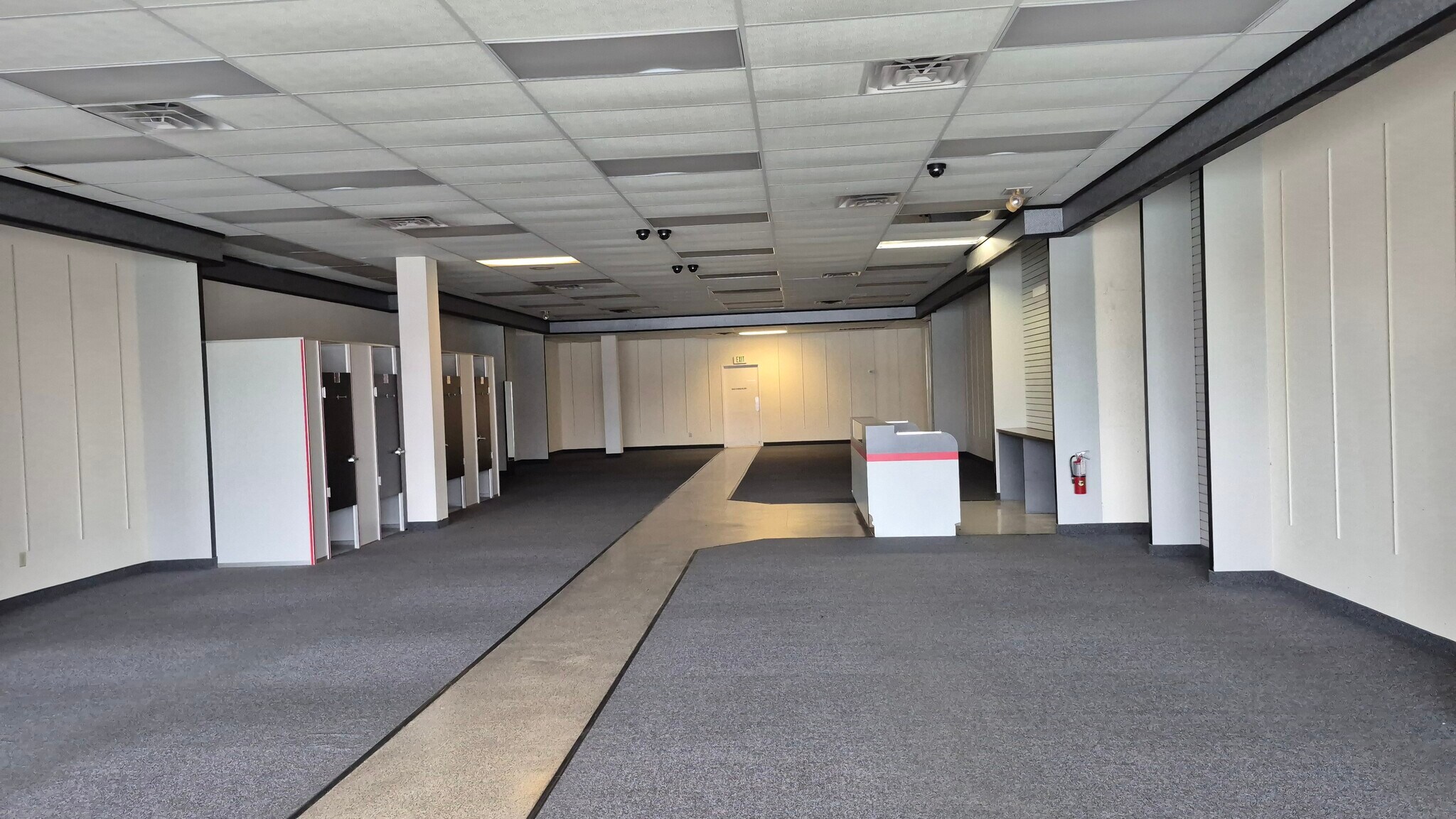 101-200 N Park Dr, Monticello, AR for lease Interior Photo- Image 1 of 2