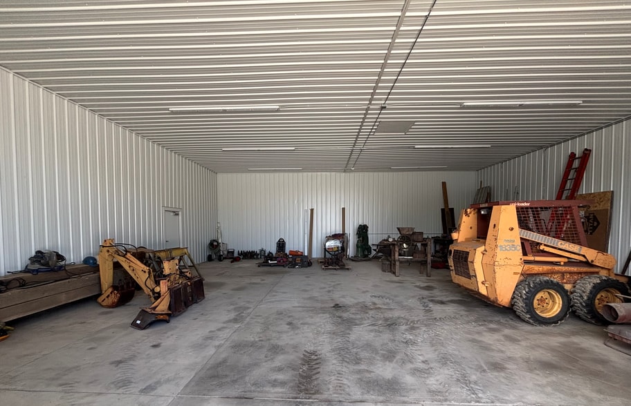 1221 Groop Rd, Springfield, OH for lease - Building Photo - Image 2 of 3