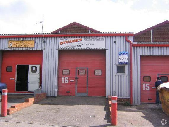 12-18 Lakes Rd, Braintree for sale Primary Photo- Image 1 of 1