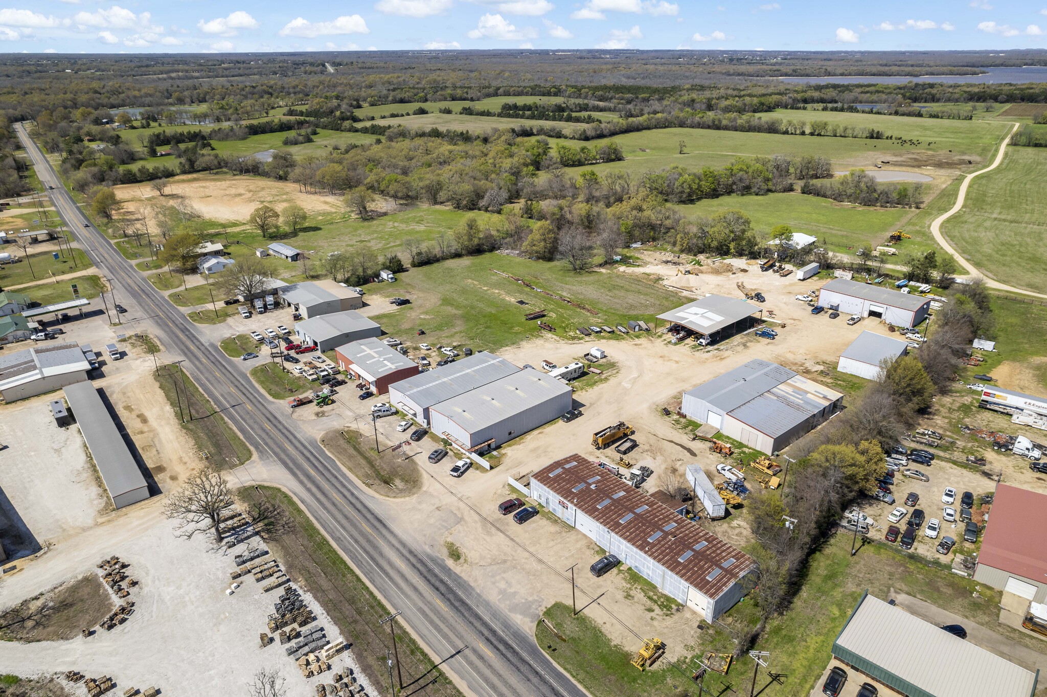 2620 Farm Road 79, Paris, TX for sale Building Photo- Image 1 of 23