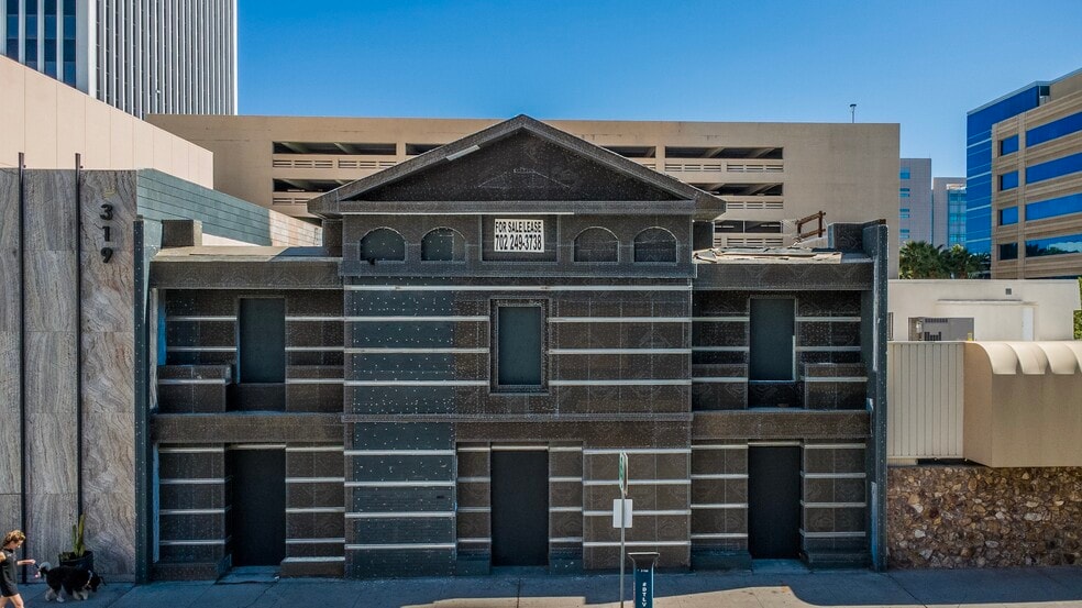 325 S 3rd St, Las Vegas, NV for sale - Building Photo - Image 1 of 4