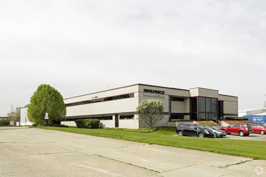 4180 44th St SE, Grand Rapids, MI for sale - Primary Photo - Image 1 of 1