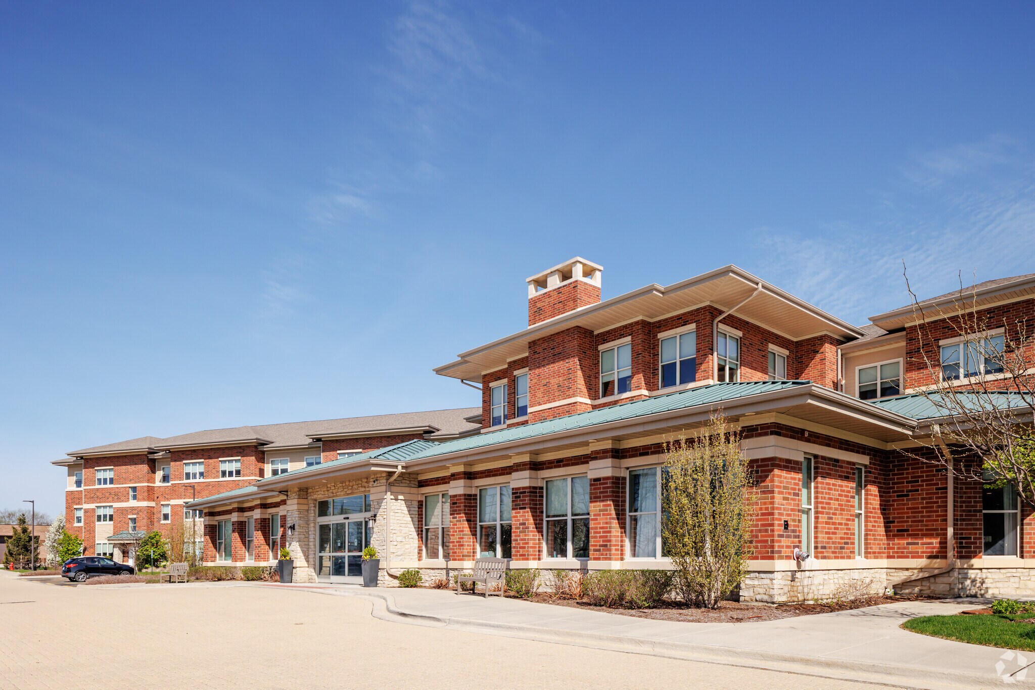 156 W Dundee Rd, Wheeling, IL for sale Building Photo- Image 1 of 1