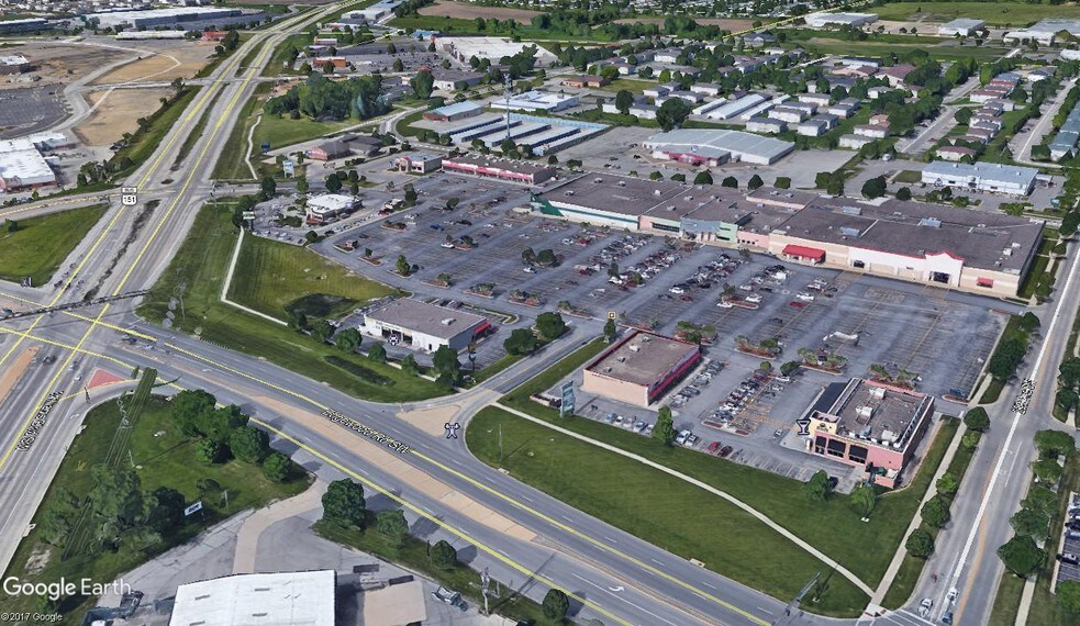 2120 Edgewood Rd SW, Cedar Rapids, IA for sale - Aerial - Image 1 of 1