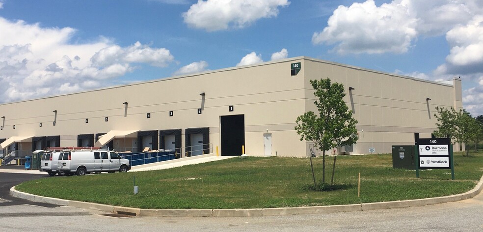 140 Concord Rd, Aston, PA for lease - Building Photo - Image 1 of 5