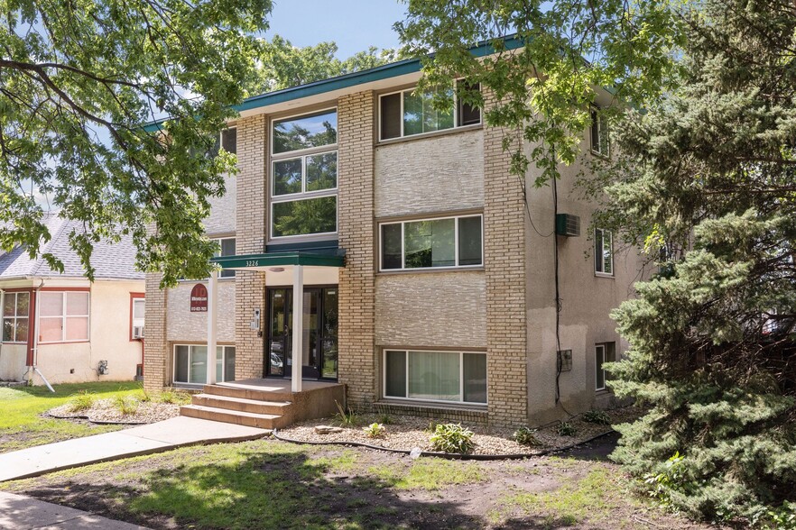 3226 Minnehaha Ave, Minneapolis, MN for sale - Building Photo - Image 1 of 14