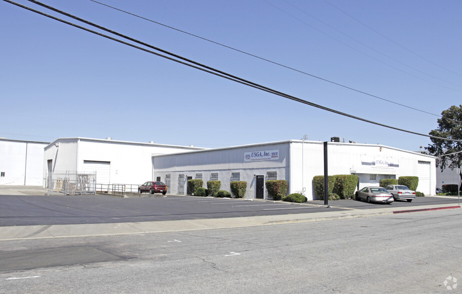 13992 Catalina St, San Leandro, CA for lease - Building Photo - Image 1 of 3