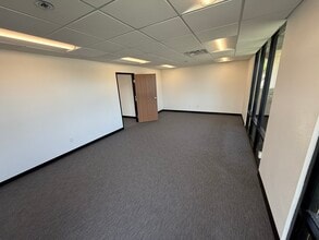 1160 Pioneer Way, El Cajon, CA for lease Interior Photo- Image 2 of 5