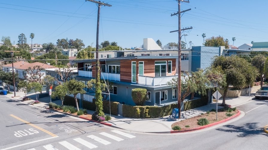 402 Pacific St, Santa Monica, CA for sale - Building Photo - Image 1 of 11