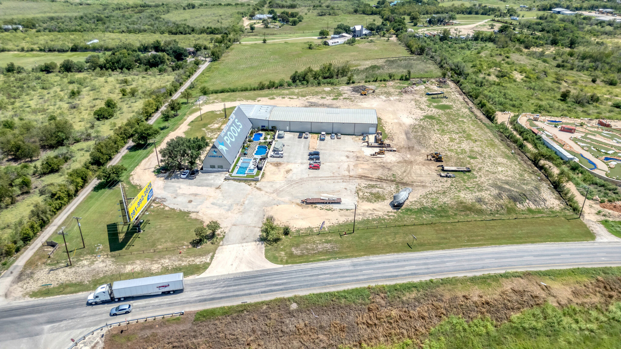 7570 IH - 35 fwy, New Braunfels, TX for sale Primary Photo- Image 1 of 13