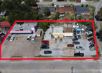 More details for 10421-10423 Hartsook St, Houston, TX - Retail for Sale