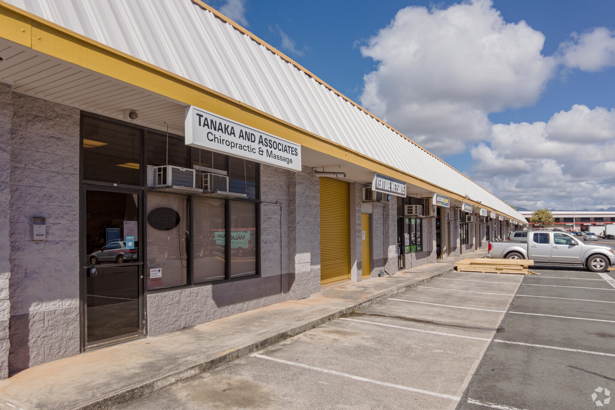 98025 Hekaha St, Aiea, HI 96701 Harbor Center