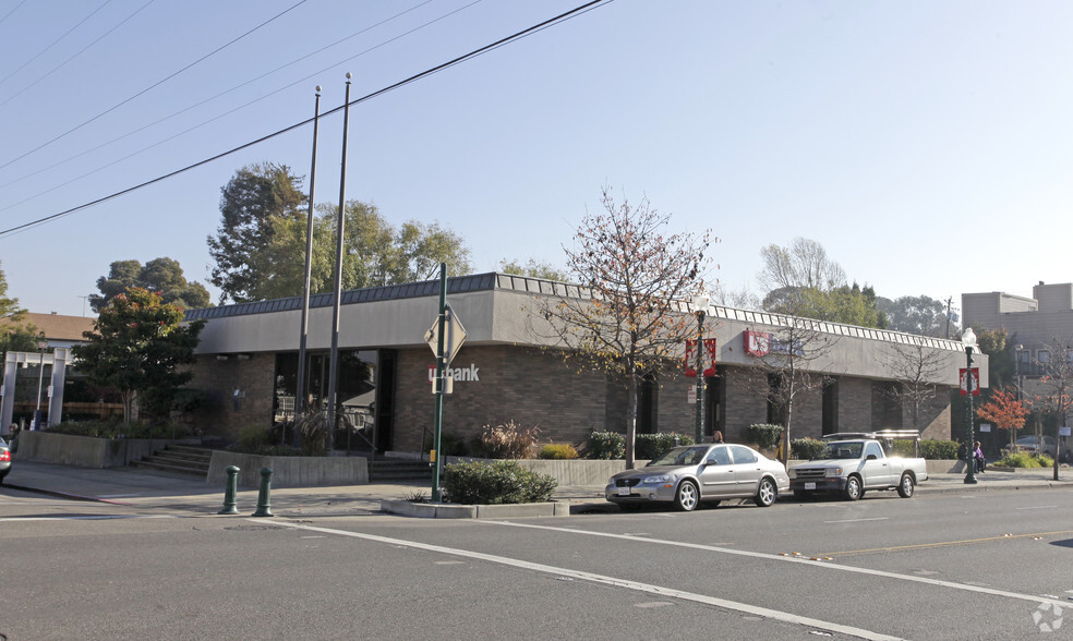 1414 Webster St, Alameda, CA for lease - Building Photo - Image 2 of 44