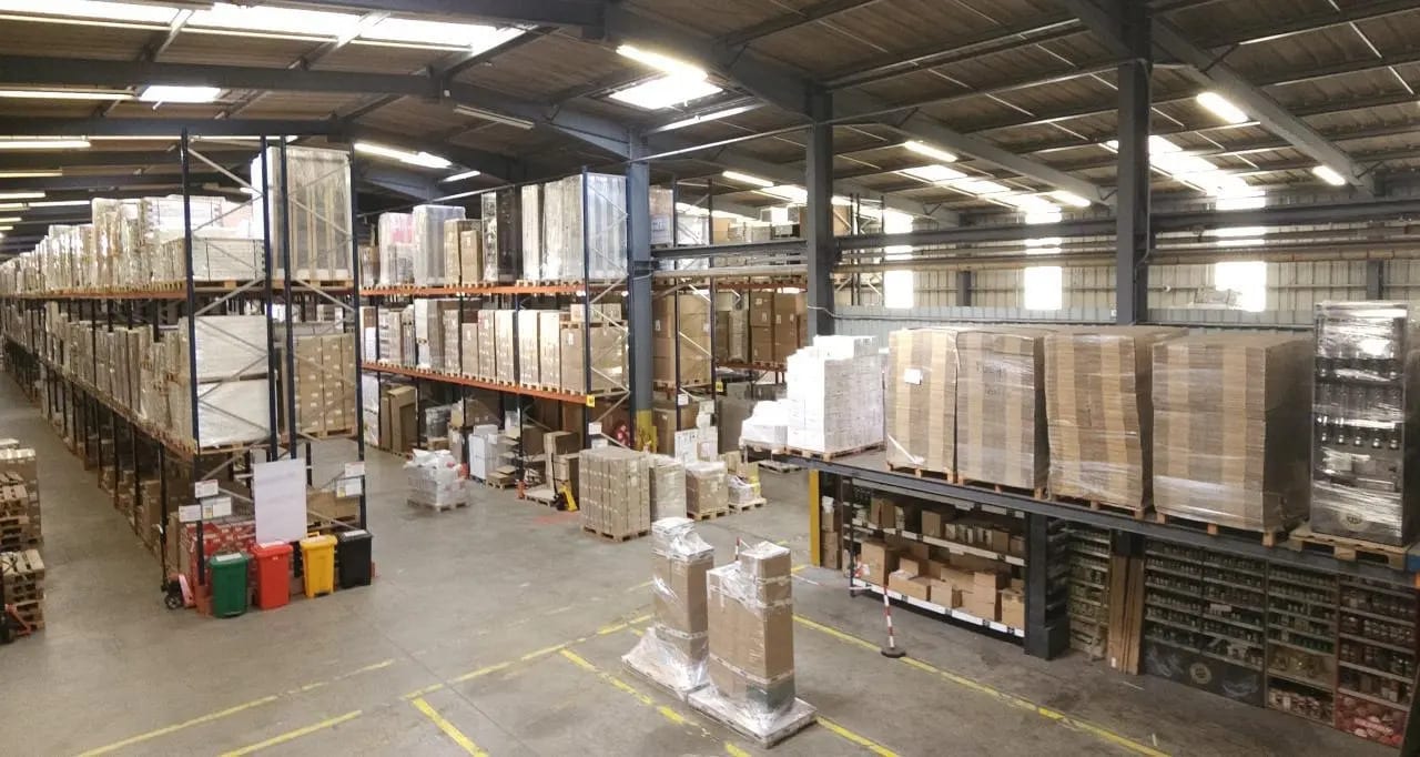 Industrial in Monteux for lease Interior Photo- Image 1 of 3