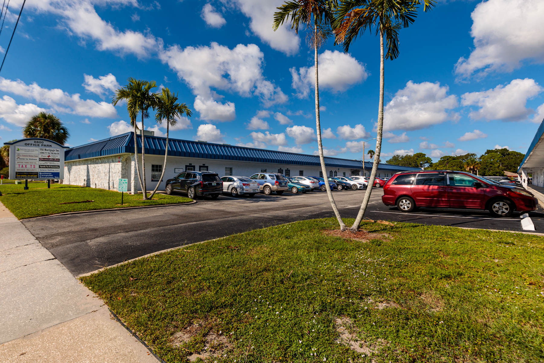 8800 49th St N, Pinellas Park, FL for lease Building Photo- Image 1 of 17