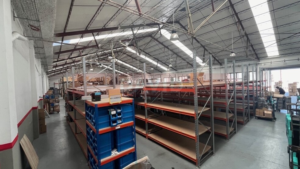 Industrial in Cervelló, Barcelona for sale - Building Photo - Image 2 of 15