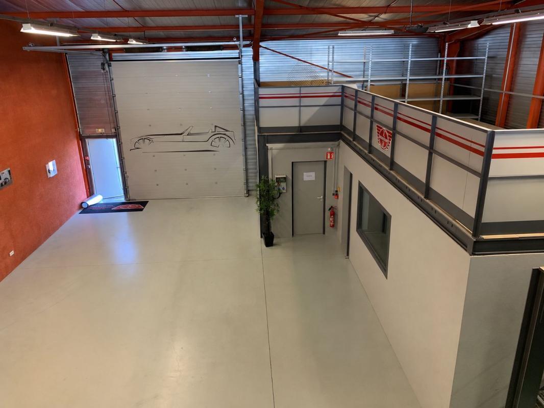 Industrial in Tossiat for sale Interior Photo- Image 1 of 5