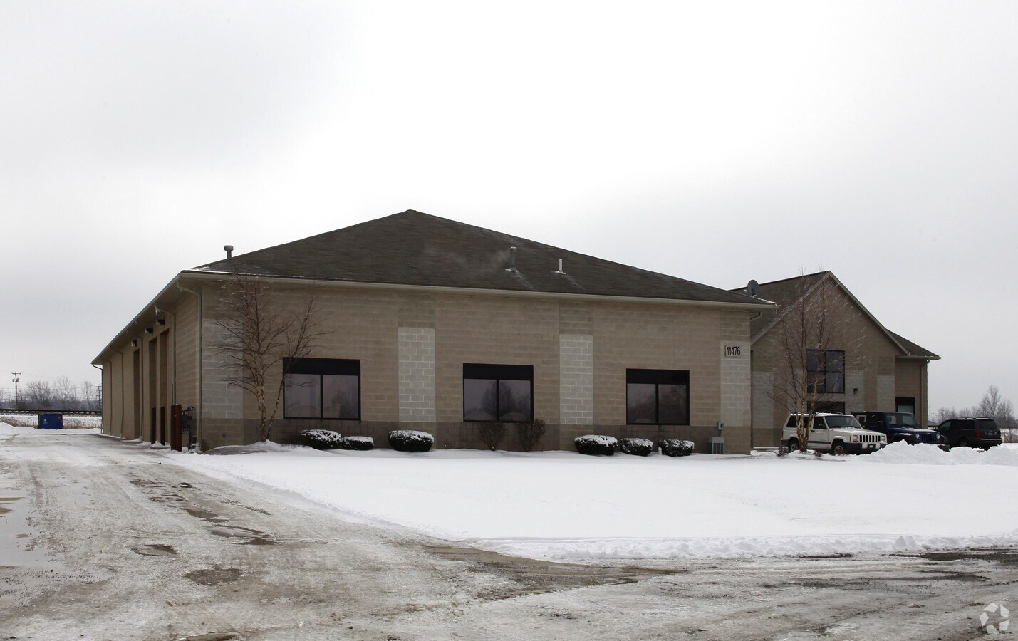 11476 Hawke Rd, Columbia Station, OH 44028