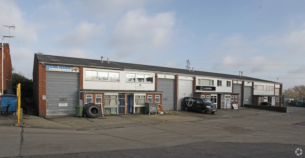 Grange Farm Rd, Colchester for lease - Primary Photo - Image 1 of 10