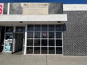 953 E Sahara Ave, Las Vegas, NV for lease Building Photo- Image 2 of 16