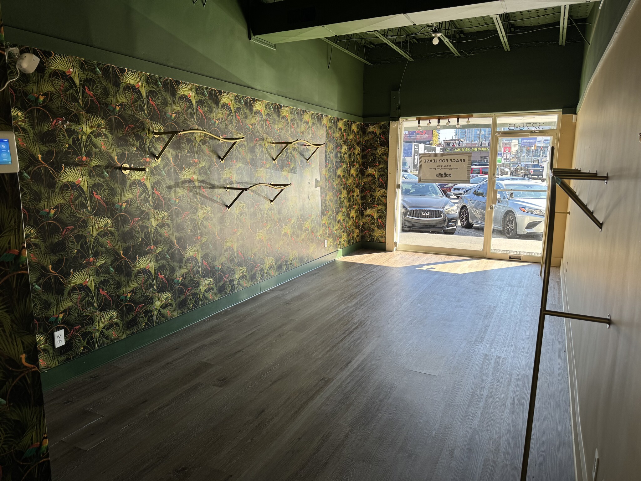 3263-3279 Roswell Rd, Atlanta, GA for lease Interior Photo- Image 1 of 1