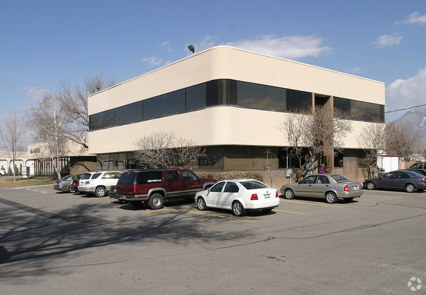 90 E Fort Union Blvd, Midvale, UT for lease - Building Photo - Image 2 of 4