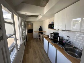 23 Rue Blondel, Paris for lease Interior Photo- Image 1 of 5