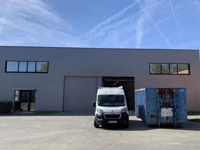 Flex in Toulouse for lease - Building Photo - Image 2 of 15