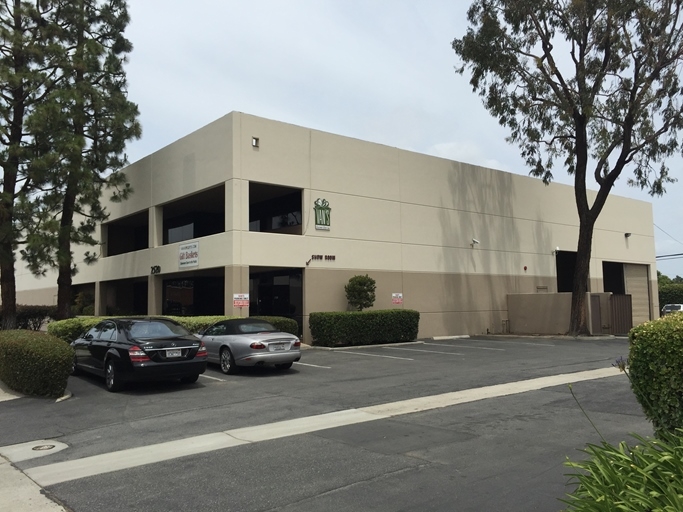 2520 Mira Mar Ave, Long Beach, CA for lease - Building Photo - Image 3 of 26