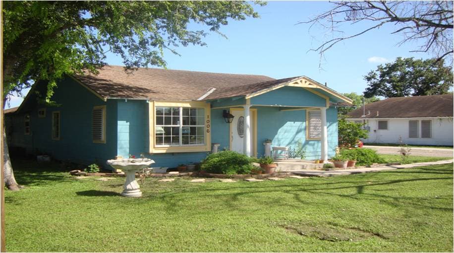 1006 Voss Ave, Odem, TX for sale - Building Photo - Image 1 of 1