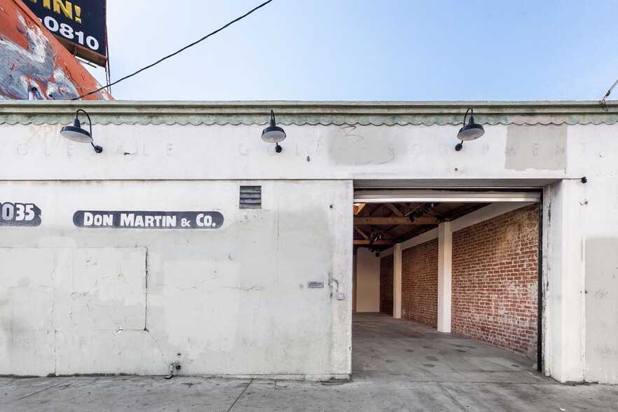 1035 N Alvarado St, Los Angeles, CA for sale - Building Photo - Image 2 of 32