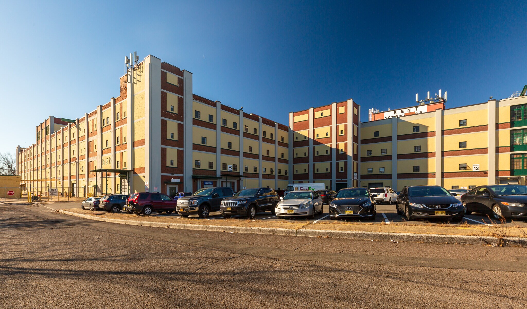 239 Lindbergh Pl, Paterson, NJ for lease Building Photo- Image 1 of 16