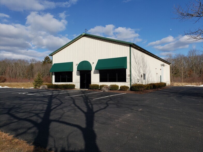 106 State Rd, Whately, MA 01373