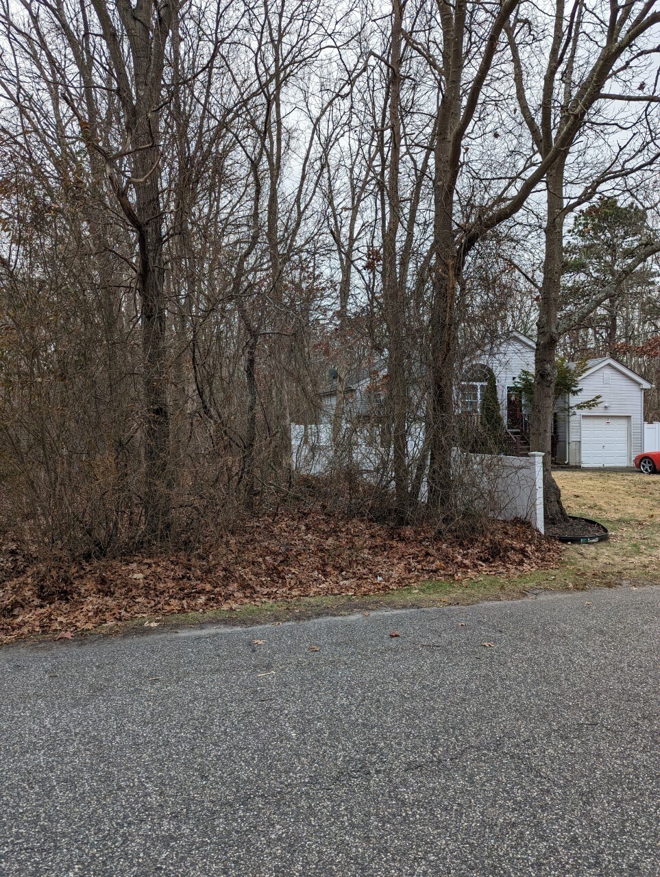 Commack, Shirley, NY for sale Primary Photo- Image 1 of 1