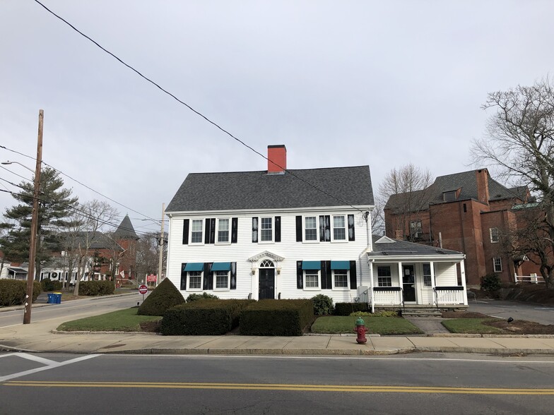 6 Central St, East Bridgewater, MA 02333