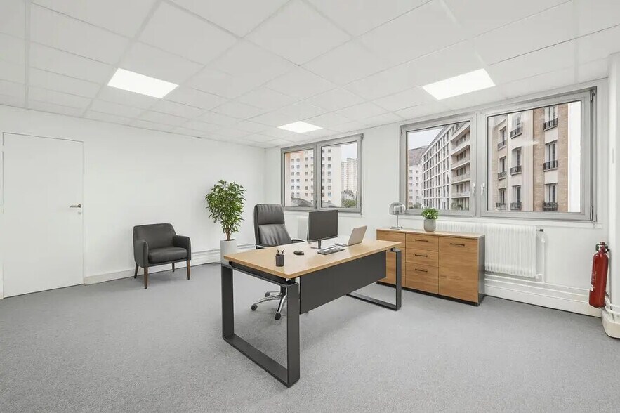 14 Rue Des Reculettes, Paris for sale - Interior Photo - Image 3 of 7