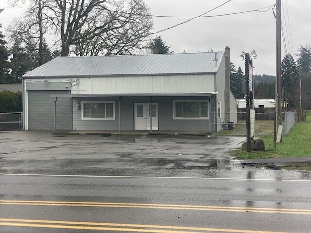 3208 Harrison Ave, Centralia, WA for lease - Primary Photo - Image 1 of 1
