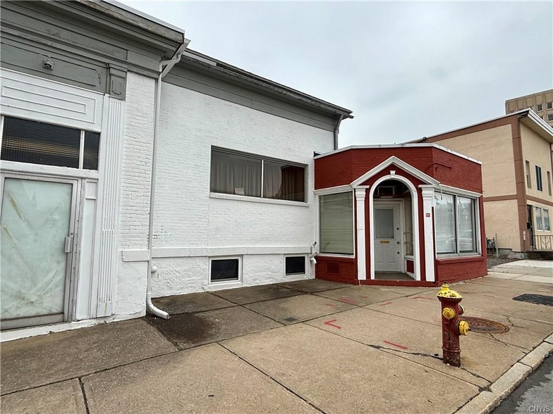 23-25 Devereux St, Utica, NY for sale - Building Photo - Image 2 of 11