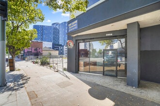 3006 Wilshire Blvd, Los Angeles, CA for lease Building Photo- Image 1 of 19