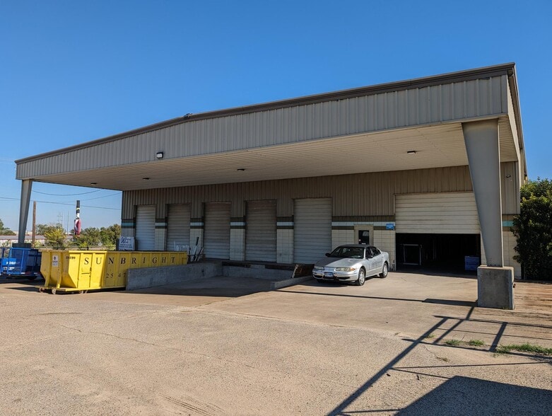 120 S Tx-340-loop, Waco, TX for lease - Building Photo - Image 2 of 5