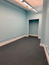 1600-1627 Sherman Ave, Evanston, IL for lease Interior Photo- Image 2 of 4