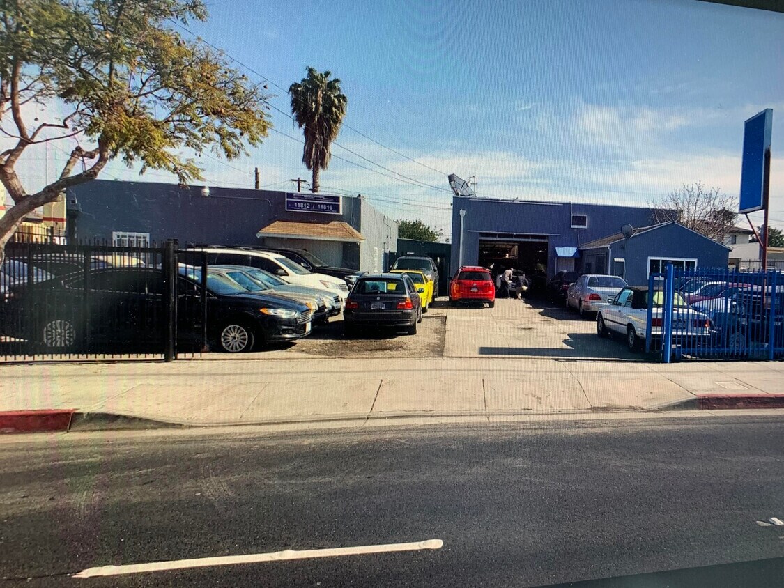 11812 Inglewood Ave, Hawthorne, CA for sale Primary Photo- Image 1 of 5