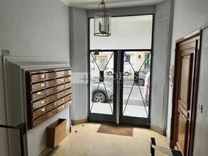 Office in Lyon for lease Interior Photo- Image 1 of 7