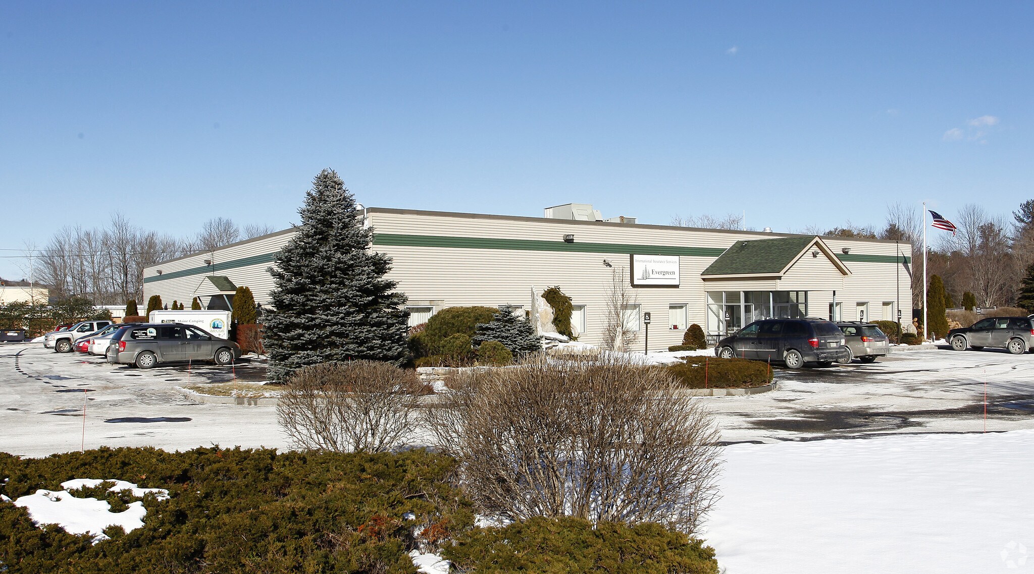 10 Falcon Rd, Lewiston, ME for sale Primary Photo- Image 1 of 1