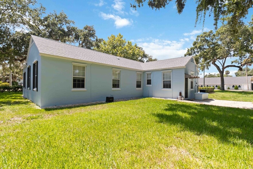 801 Magnolia St, New Smyrna Beach, FL for sale - Building Photo - Image 3 of 6